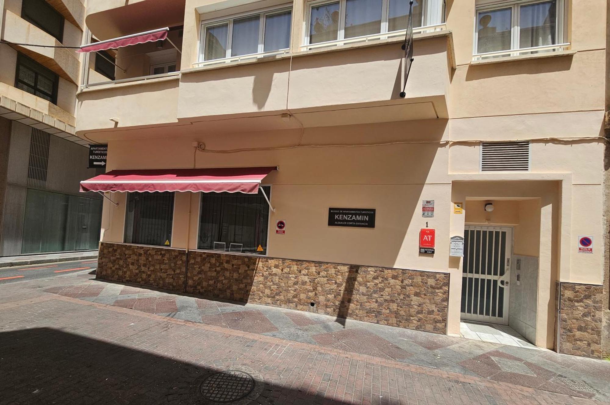 Apartamentos Turisticos Kenzamin Alicante Esterno foto