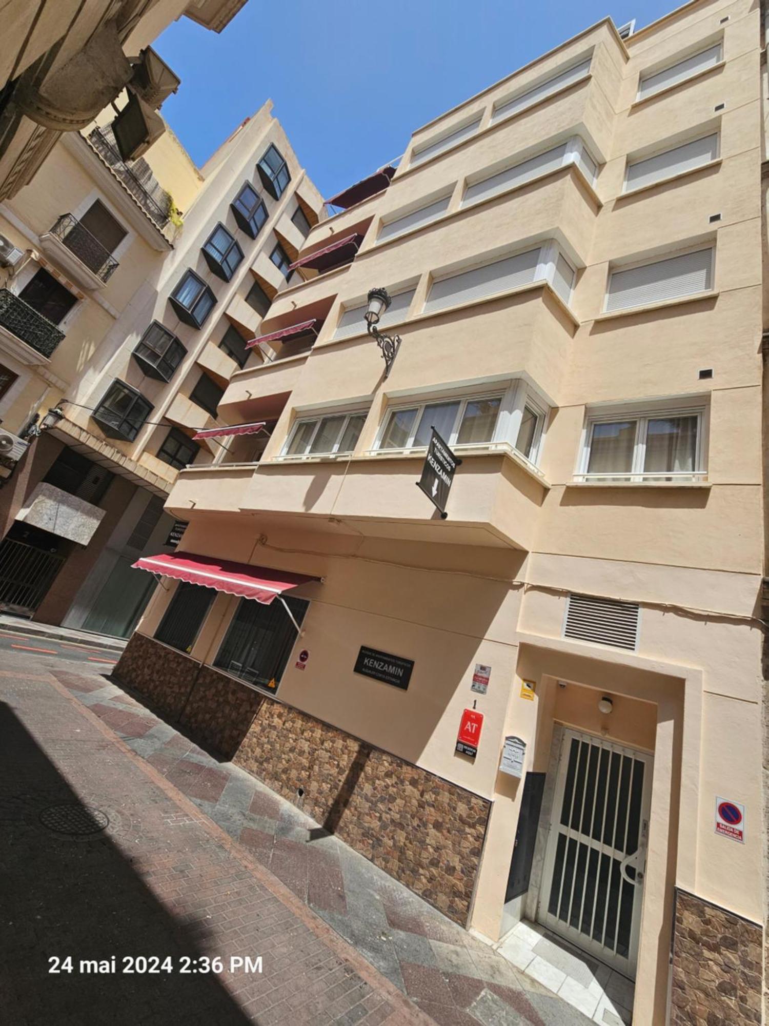 Apartamentos Turisticos Kenzamin Alicante Esterno foto