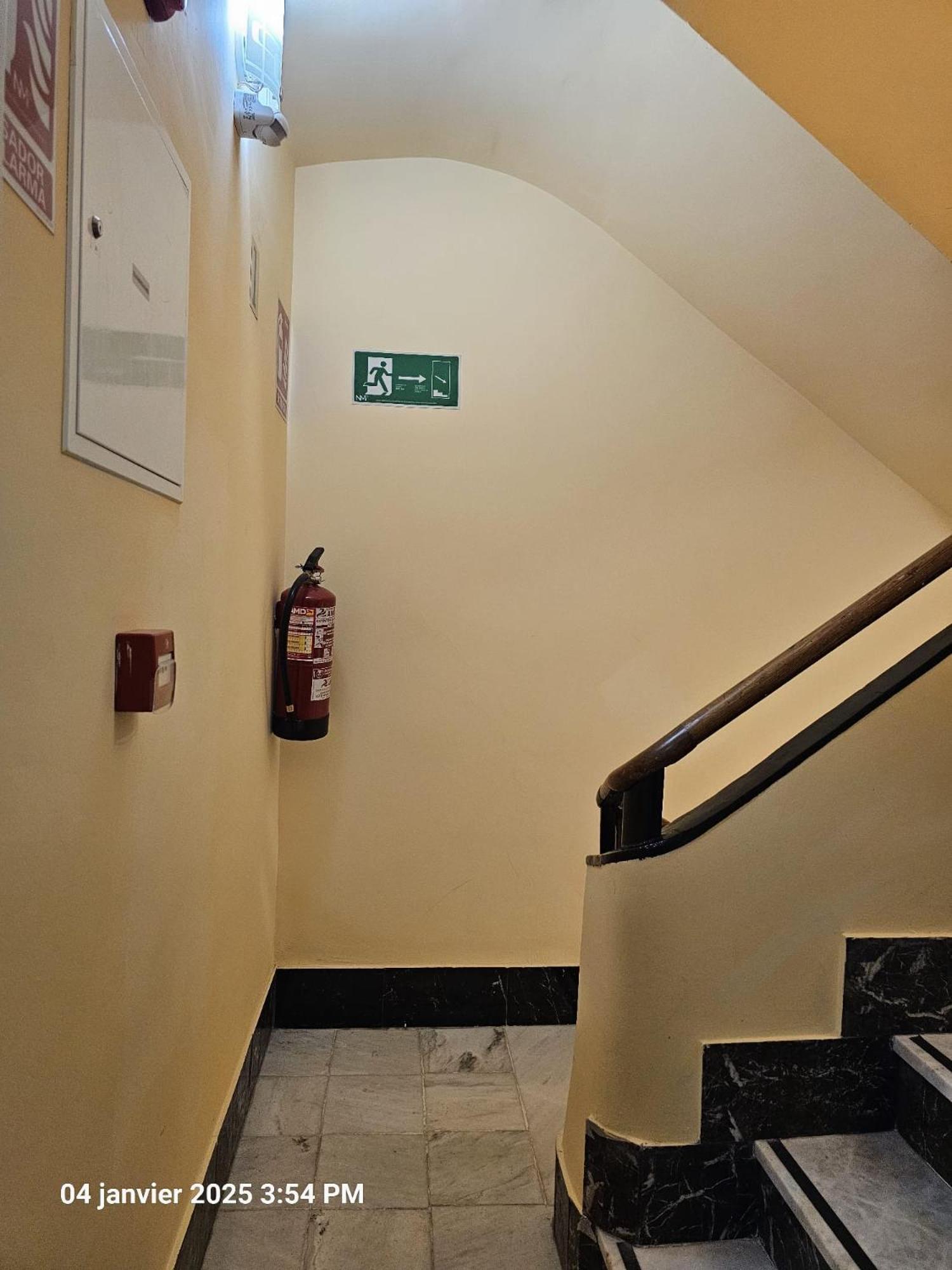 Apartamentos Turisticos Kenzamin Alicante Esterno foto