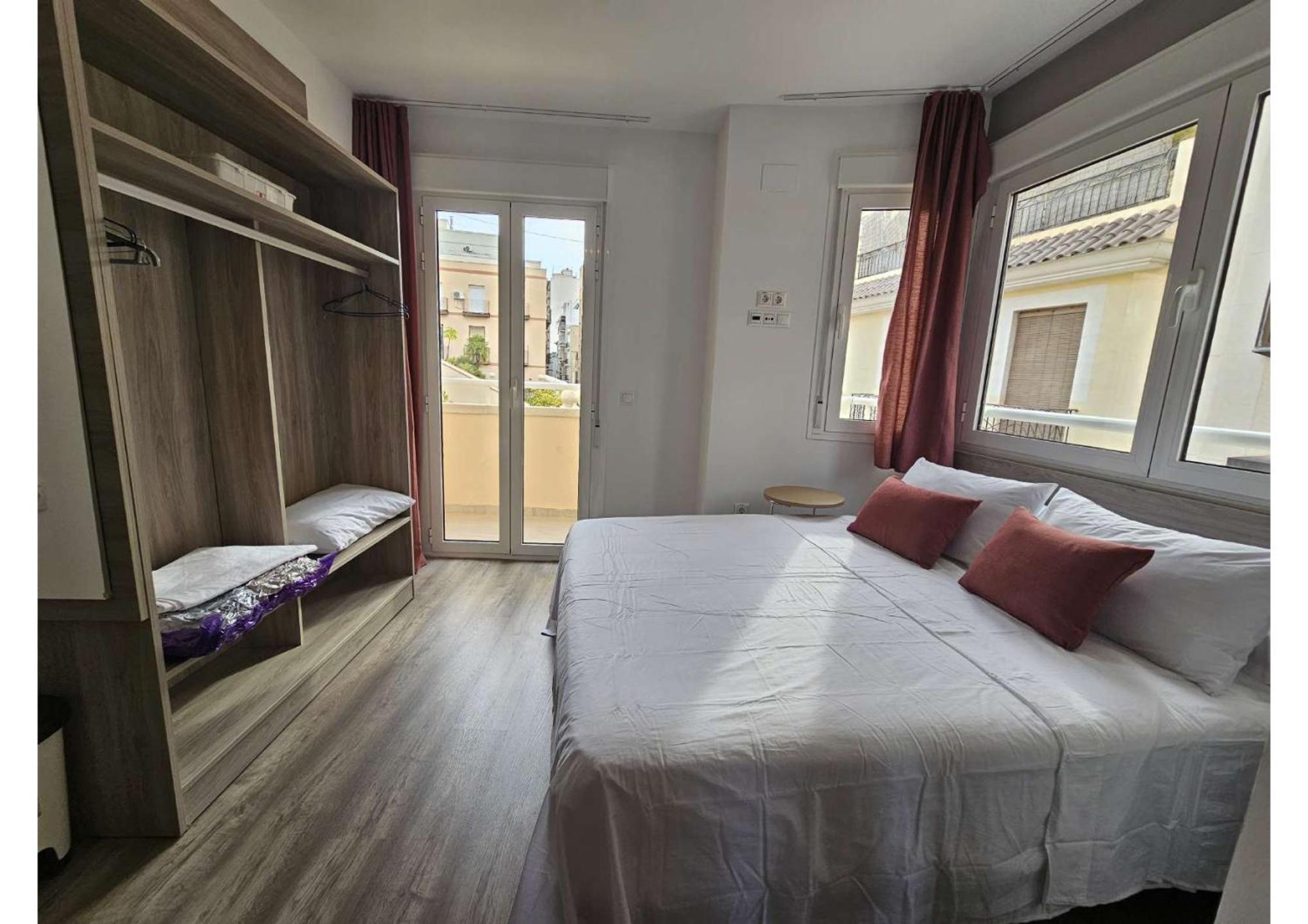 Apartamentos Turisticos Kenzamin Alicante Esterno foto