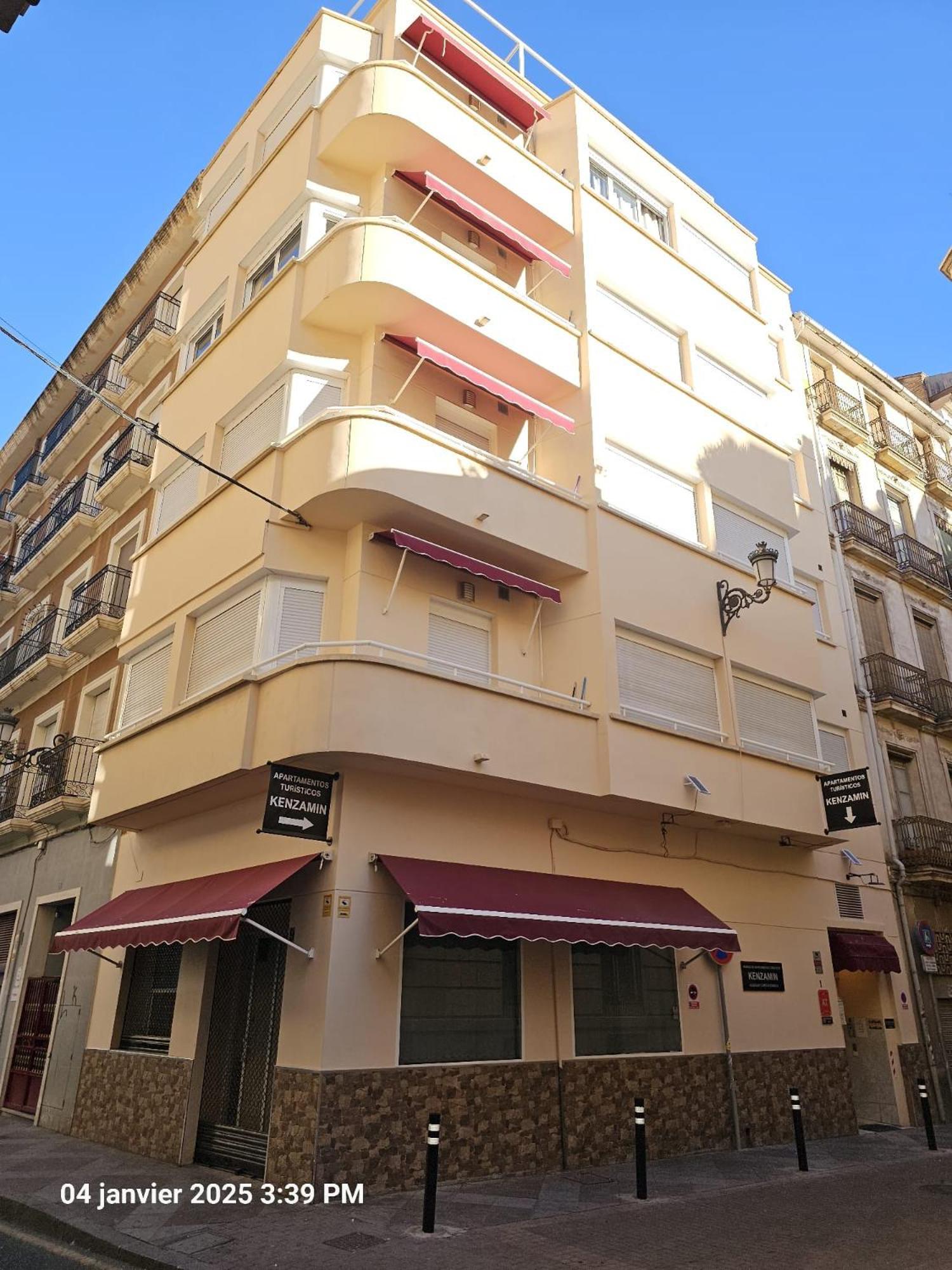 Apartamentos Turisticos Kenzamin Alicante Esterno foto